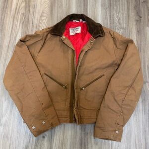 Wall cropped Brown Duck Jacket